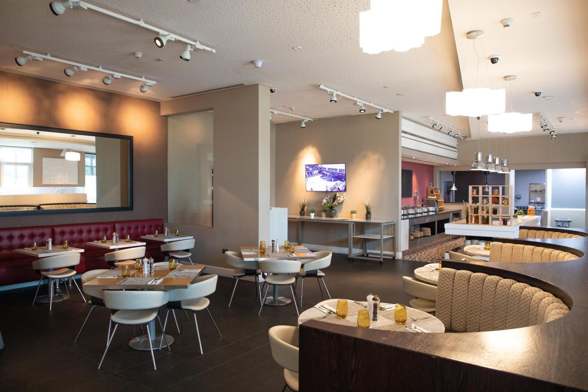 Premier Inn Doha Education City Umm al Qubur Esterno foto